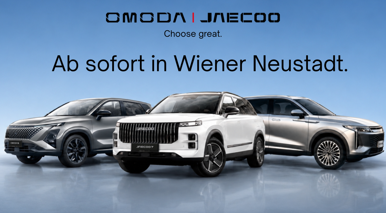 3 Autos, spiegelnder Untergrund