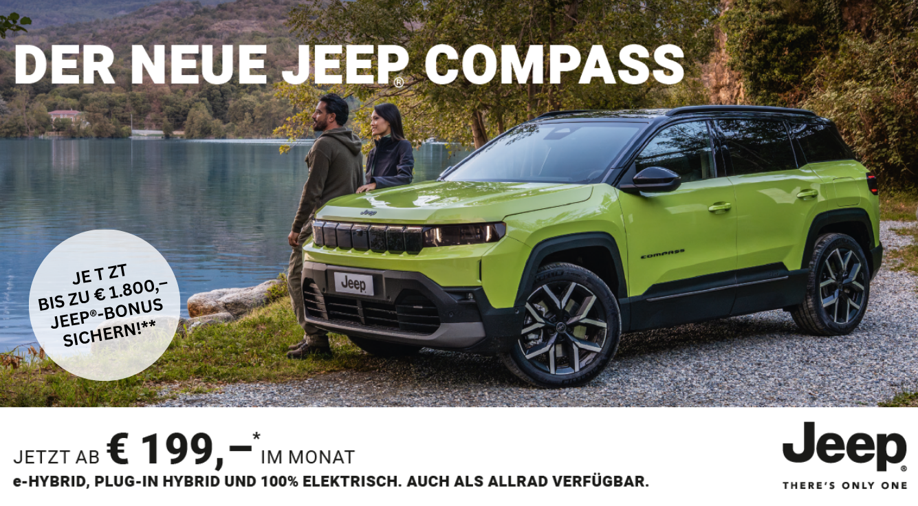 Foto mit folgendem Text: Der neue Jeep Compass in grün, Hintergrund Berge