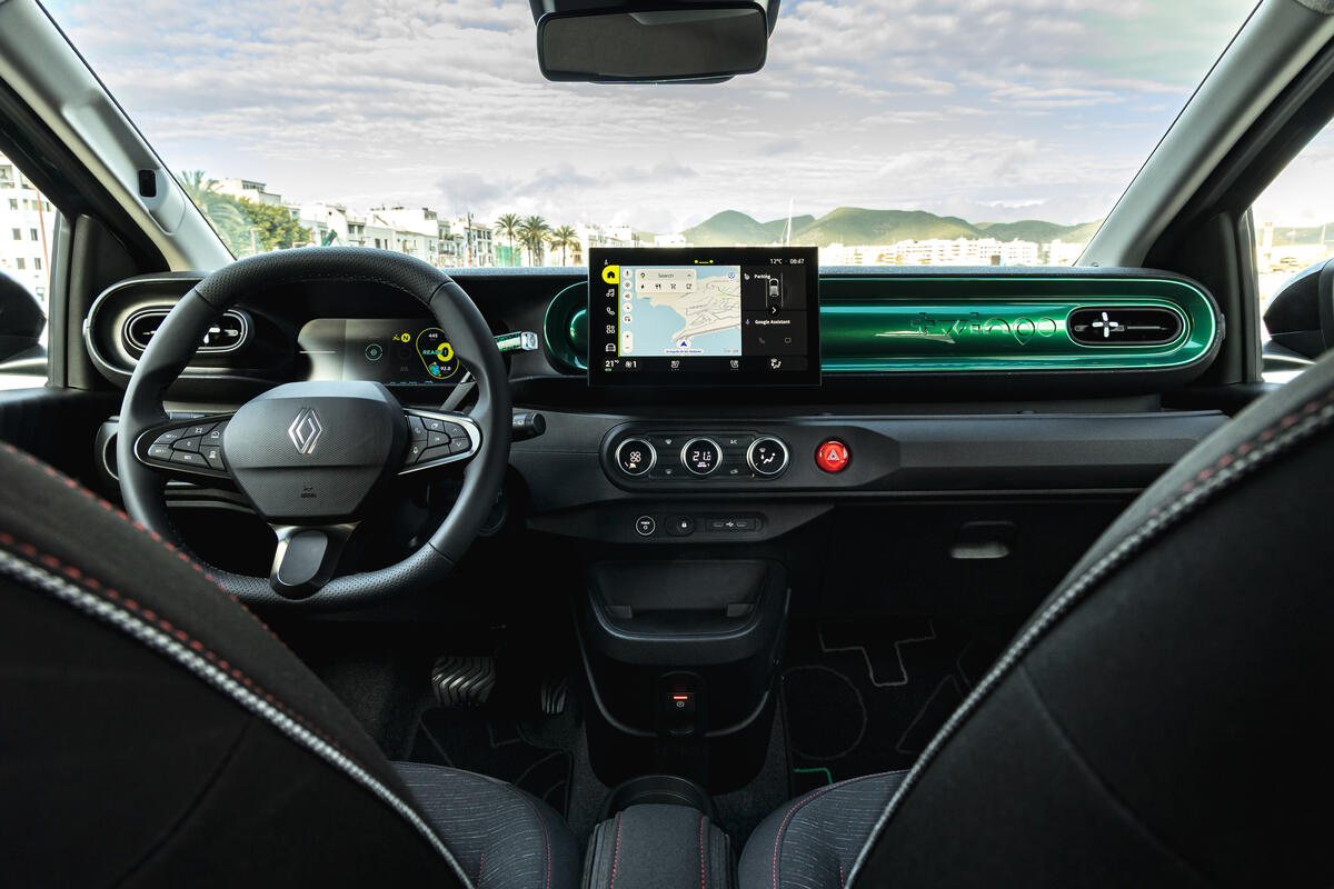 Renault Twingo grün innen